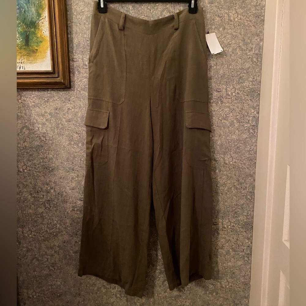 NWT Adrianna Papel olive green linen like drapey Wide-Leg cargo Pants sz 10